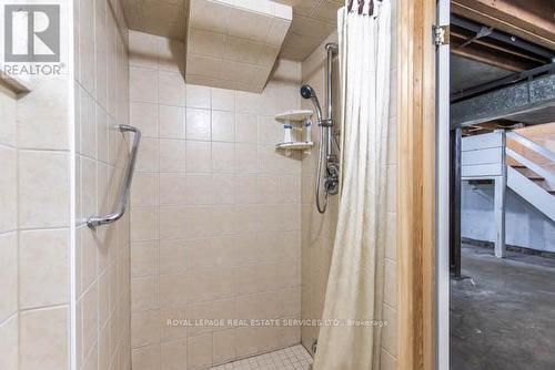 23 Venn Crescent, Toronto (Keelesdale-Eglinton West), ON - Indoor Photo Showing Bathroom