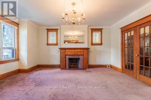 23 Venn Crescent, Toronto (Keelesdale-Eglinton West), ON - Indoor With Fireplace