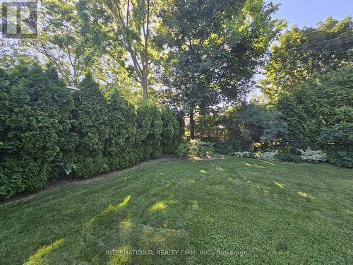 4014 Grapehill Avenue E, Burlington, ON - Outdoor