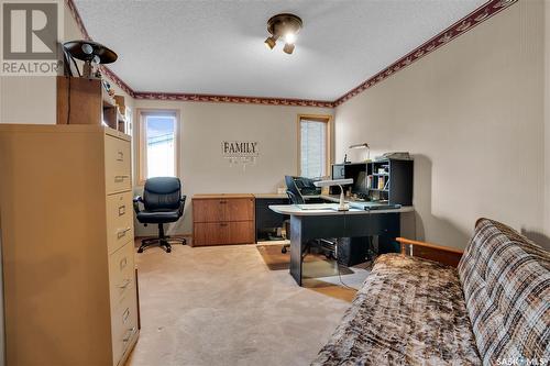 250 Prospect Crescent, Lumsden, SK - Indoor Photo Showing Office