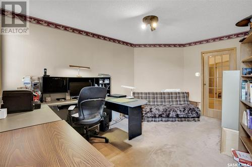 250 Prospect Crescent, Lumsden, SK - Indoor Photo Showing Office