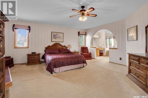 250 Prospect Crescent, Lumsden, SK - Indoor Photo Showing Bedroom