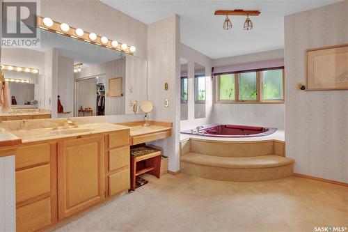 250 Prospect Crescent, Lumsden, SK - Indoor Photo Showing Bathroom