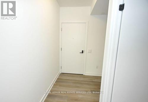 216 - 215 Lakeshore Road W, Mississauga, ON - Indoor Photo Showing Other Room