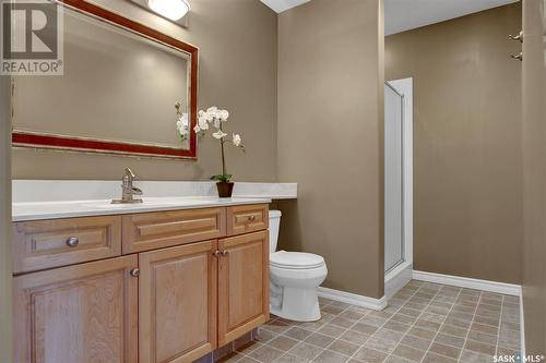 9283 Wascana Mews, Regina, SK - Indoor Photo Showing Bathroom