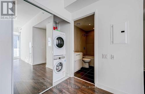 Ph01 - 15 Grenville Street, Toronto, ON - Indoor Photo Showing Laundry Room