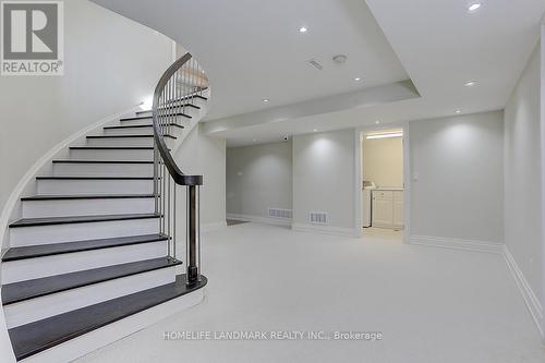 8 Breen Crescent, Toronto (St. Andrew-Windfields), ON - Indoor Photo Showing Other Room