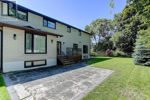 8 Breen Crescent, Toronto (St. Andrew-Windfields), ON - Outdoor With Exterior