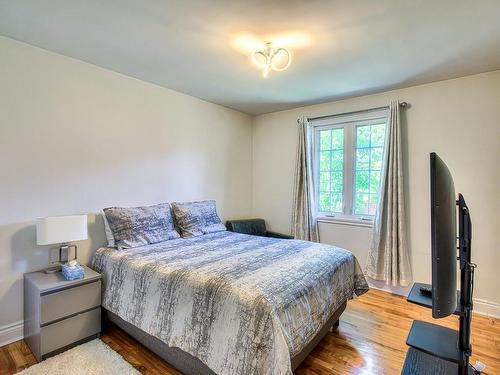 Chambre Ã Â coucher - 5728 Av. Smart, Côte-Saint-Luc, QC - Indoor Photo Showing Bedroom