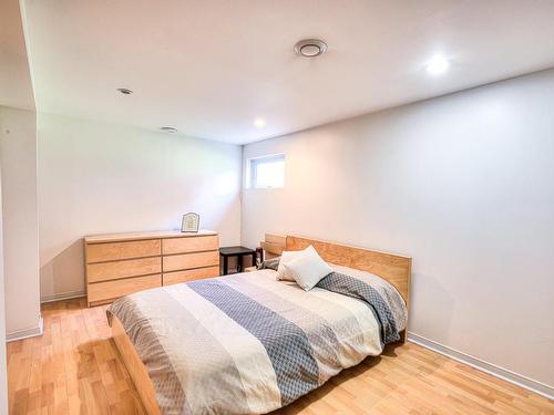 Chambre Ã Â coucher - 5728 Av. Smart, Côte-Saint-Luc, QC - Indoor Photo Showing Bedroom