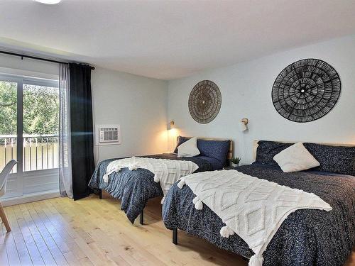 Master bedroom - 460 Tsse Robillard, Saint-André-D'Argenteuil, QC - Indoor Photo Showing Bedroom