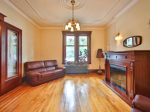 Salon - 816  - 820 Boul. St-Joseph E., Montréal (Le Plateau-Mont-Royal), QC - Indoor Photo Showing Living Room With Fireplace