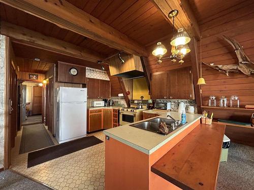 47 Mason Point Road, Rainy Lake, ON - Indoor Photo Showing Kitchen With Double Sink