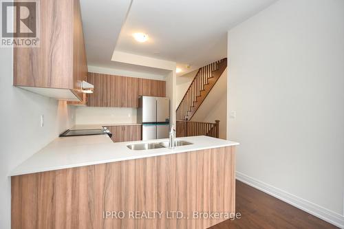 40 - 36-40 Main Street, Mississauga, ON - Indoor Photo Showing Kitchen With Double Sink