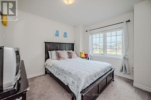 17 Smith Road, Thorold, ON - Indoor Photo Showing Bedroom
