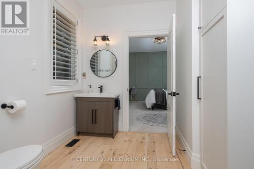 50 Lyonsview Lane, Caledon, ON - Indoor Photo Showing Bathroom