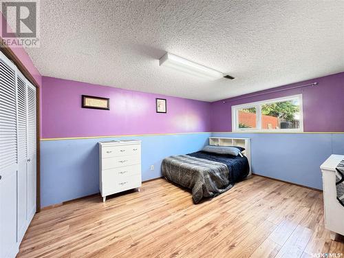 691 102Nd Street, North Battleford, SK - Indoor Photo Showing Bedroom