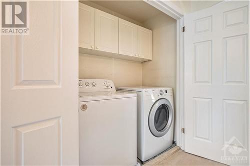 194 Forestglade Crescent, Ottawa, ON - Indoor Photo Showing Laundry Room