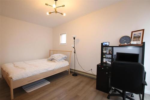 407 Patrick Avenue, The Pas, MB - Indoor Photo Showing Bedroom