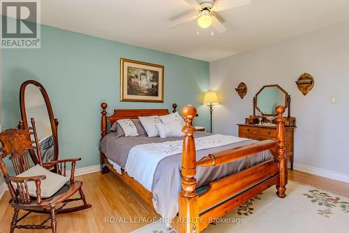 289 Derby Road, Fort Erie, ON - Indoor Photo Showing Bedroom