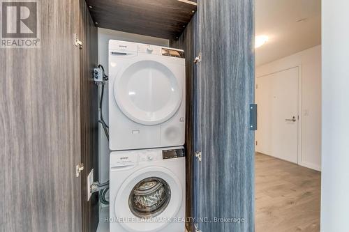 2411 - 8 Widmer Street, Toronto, ON - Indoor Photo Showing Laundry Room