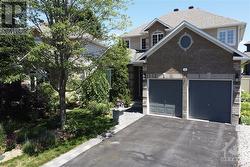 4 PELEE STREET  Kanata, ON K2M 2R4