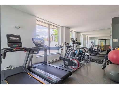 Exercise room - 408-801 Rue De La Commune E., Montréal (Ville-Marie), QC - Indoor Photo Showing Gym Room