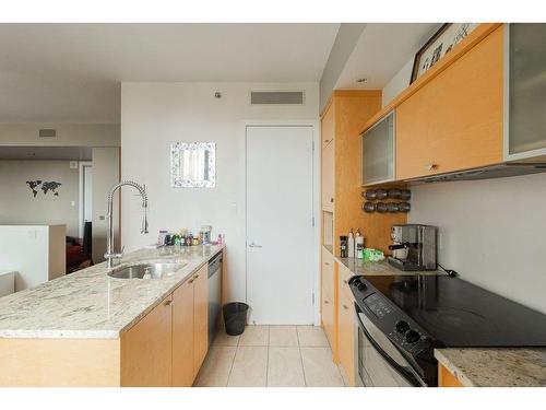 Kitchen - 408-801 Rue De La Commune E., Montréal (Ville-Marie), QC - Indoor Photo Showing Kitchen