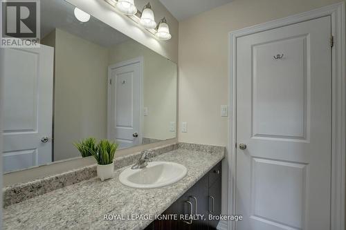 60 Paul Rexe Boulevard, Peterborough, ON - Indoor Photo Showing Bathroom