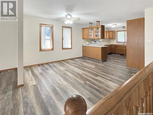 349 Cypress Drive, Swift Current, SK - Indoor Photo Showing Kitchen