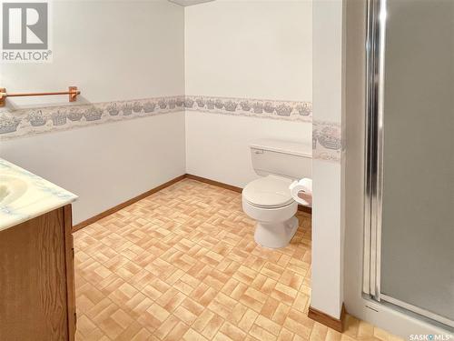 349 Cypress Drive, Swift Current, SK - Indoor Photo Showing Bathroom