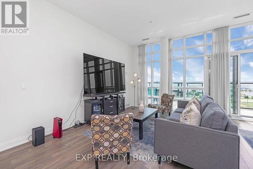 1202 - 65 Yorkland Boulevard N, Brampton, ON - Indoor Photo Showing Living Room