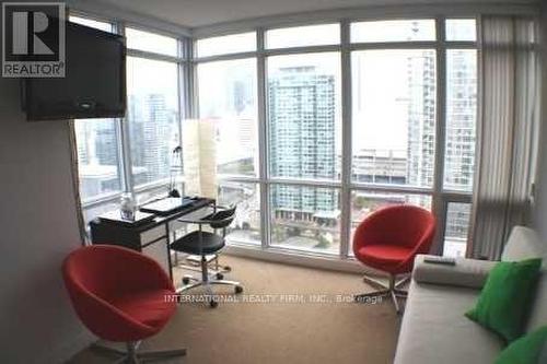 3006 - 15 Fort York Boulevard, Toronto, ON - Indoor Photo Showing Office