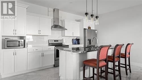 236 Mclellan, Amherstburg, ON - Indoor Photo Showing Kitchen