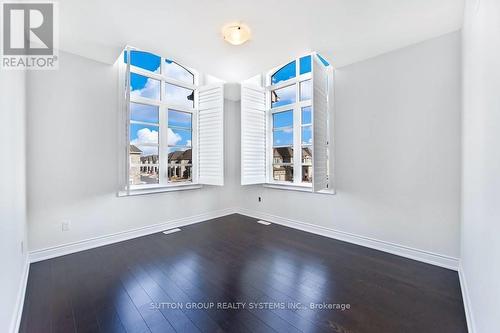 3021 Parsonage Crescent, Oakville, ON - Indoor Photo Showing Other Room