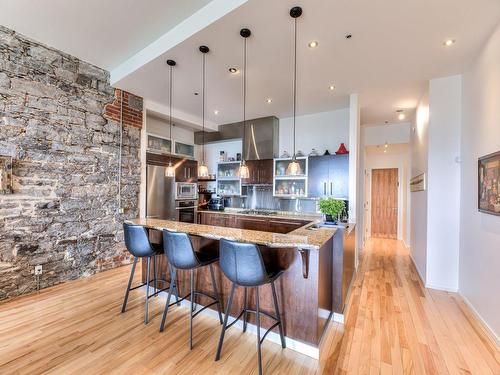 Cuisine - 309-64 Rue St-Paul O., Montréal (Ville-Marie), QC - Indoor Photo Showing Kitchen With Upgraded Kitchen