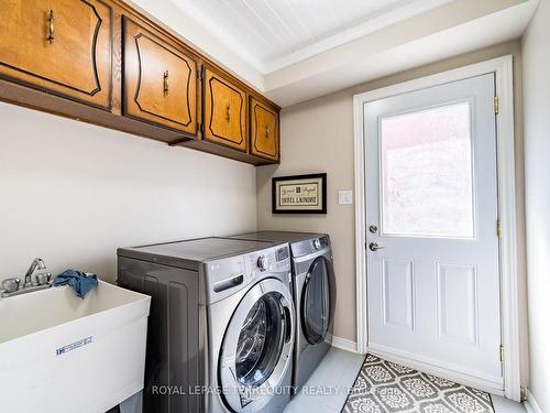 181 Hazelwood Dr, Whitby, ON - Indoor Photo Showing Laundry Room