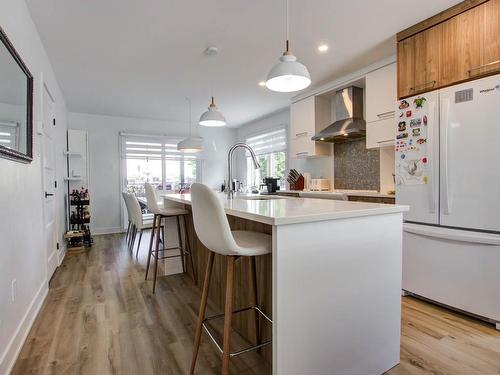 Cuisine - 1725  - 1729 Rue Soucy, Longueuil (Saint-Hubert), QC - Indoor Photo Showing Kitchen With Upgraded Kitchen