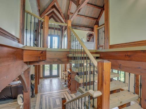 Staircase - 135 Ch. Blackburn, Val-Des-Monts, QC - Indoor Photo Showing Other Room