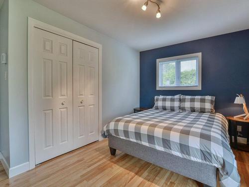 Master bedroom - 294 Rue Bellevue, Saint-Donat, QC - Indoor Photo Showing Bedroom