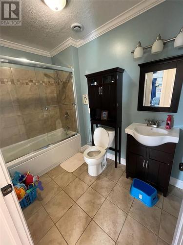 21 Smallwood Drive, Channel-Port Aux Basques, NL - Indoor Photo Showing Bathroom