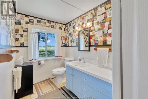 67 East Shore Road, Pelee Island, ON - Indoor Photo Showing Bathroom