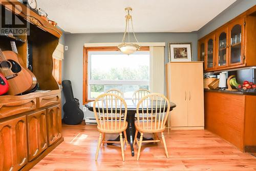 60 Adelaide St, Sault Ste. Marie, ON - Indoor Photo Showing Dining Room