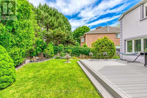 1359 Saddler Circle, Oakville, ON - Outdoor