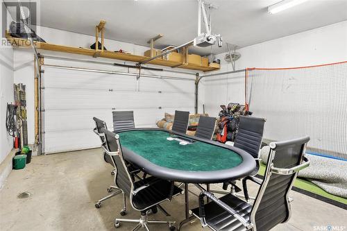419 Buckwold Cove, Saskatoon, SK - Indoor Photo Showing Garage