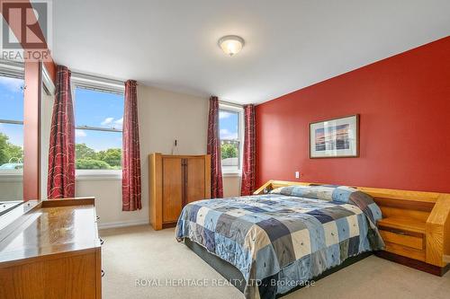 14 Community Centre Road, Kawartha Lakes, ON - Indoor Photo Showing Bedroom