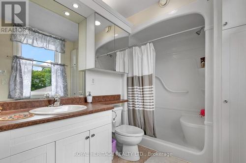 14 Community Centre Road, Kawartha Lakes, ON - Indoor Photo Showing Bathroom