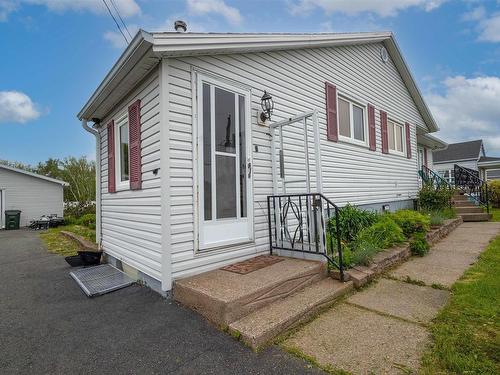 11 Grant Street, Glace Bay, NS 