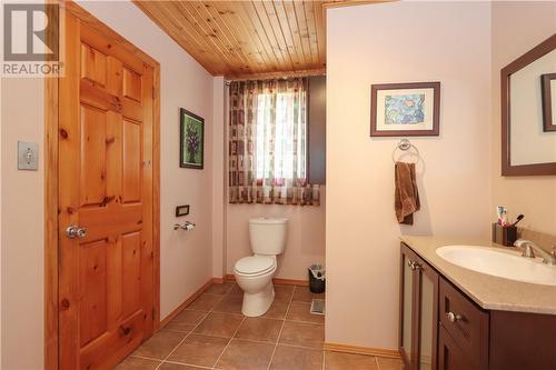 267C And 267D Murdoch River Road, Sudbury, ON - Indoor Photo Showing Bathroom