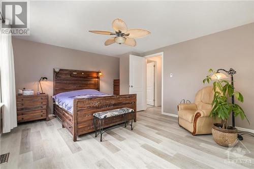 26 Melanie Crescent, Kanata, ON - Indoor Photo Showing Bedroom